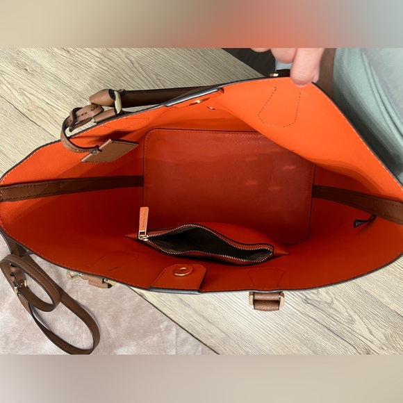 Michael Kors Tote Bag - Picture 8 of 8